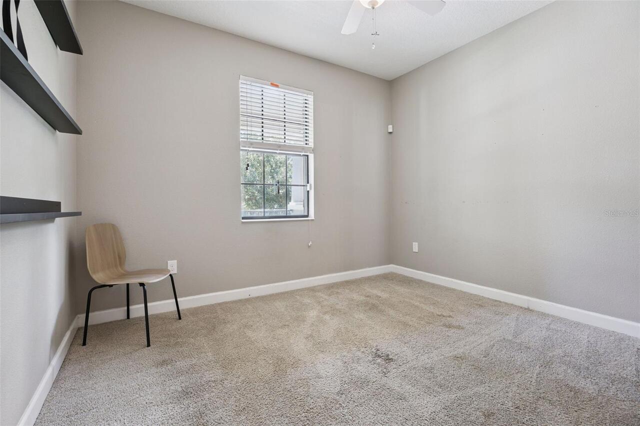 Listing Photo 17