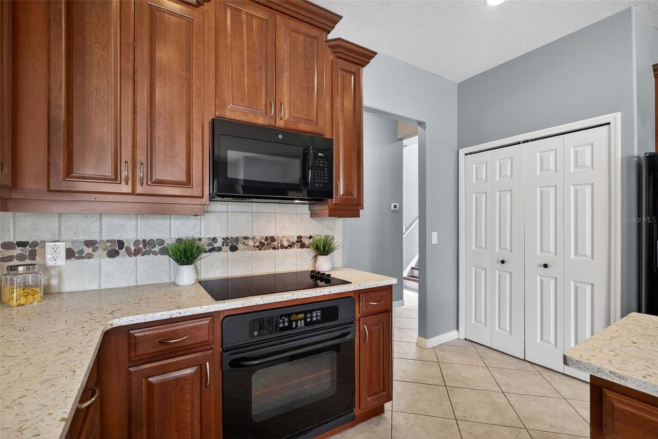 Listing Photo 14