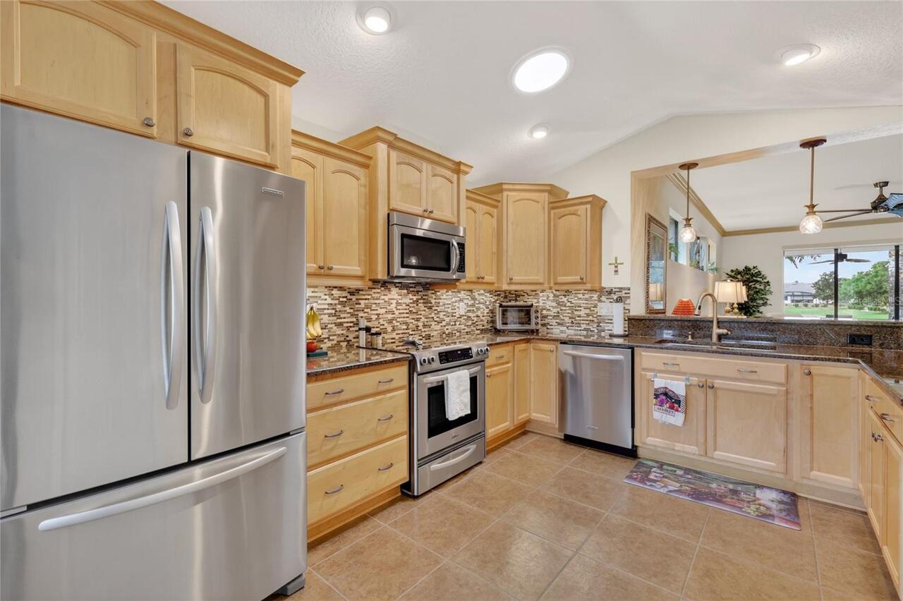 Listing Photo 9