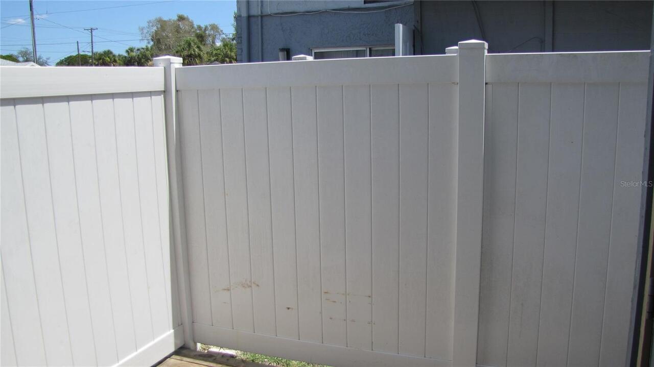 Listing Photo 14
