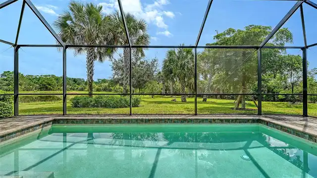 Listing Photo 33