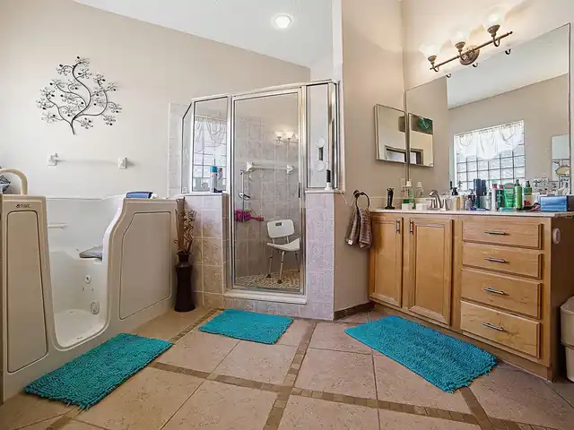 Listing Photo 32