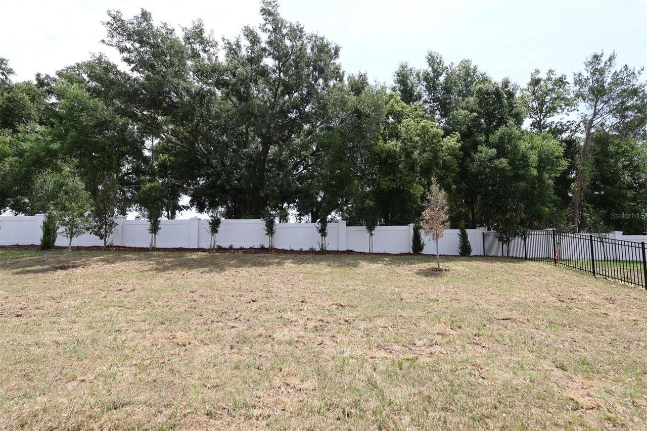 Listing Photo 16