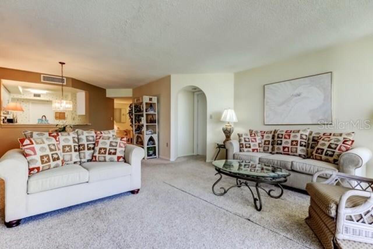 Listing Photo 6