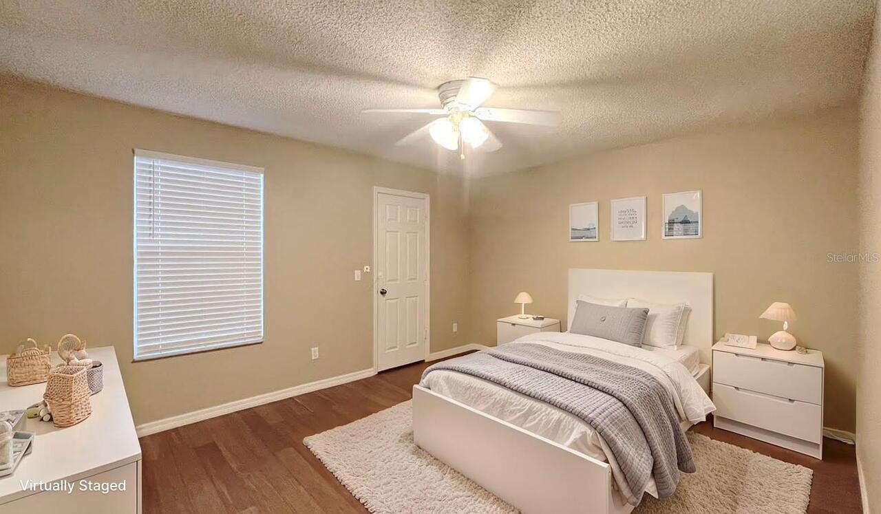 Listing Photo 11