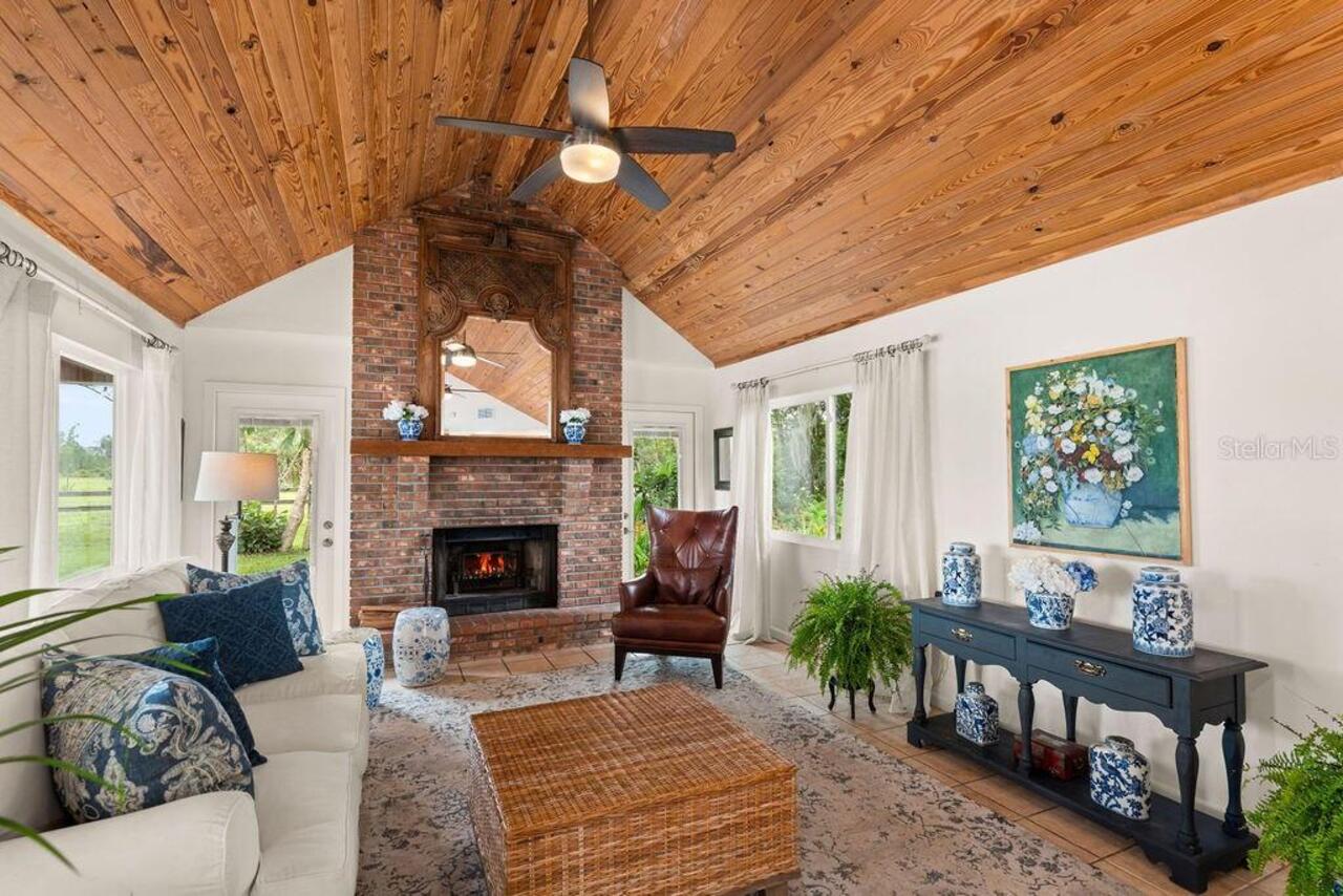 Listing Photo 8