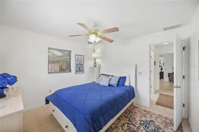 Listing Photo 28