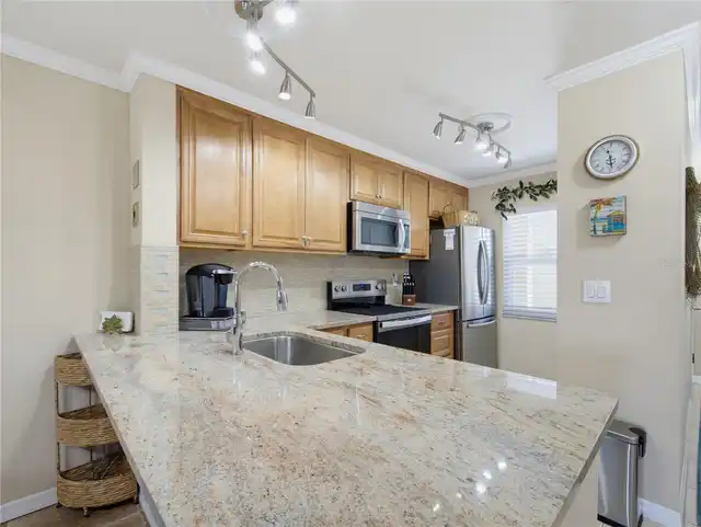 Listing Photo 10