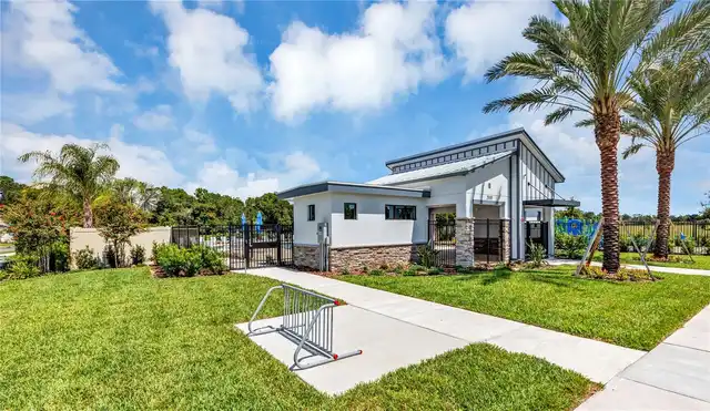 Listing Photo 15