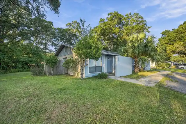 Listing Photo 17