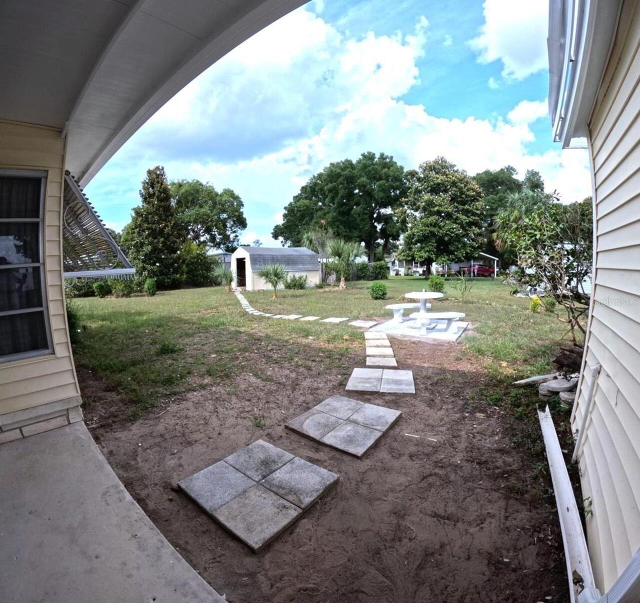 Listing Photo 12