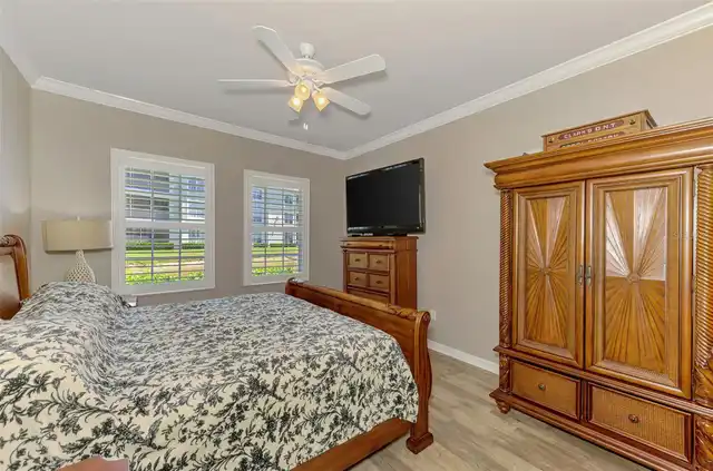 Listing Photo 34