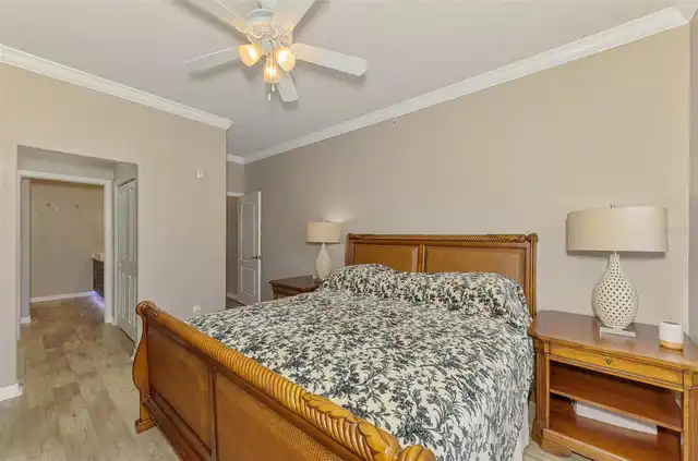 Listing Photo 36