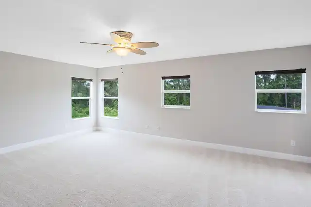 Listing Photo 21