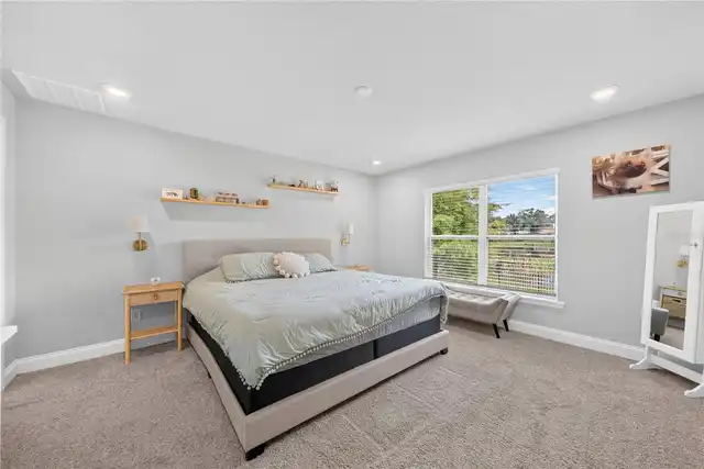 Listing Photo 21