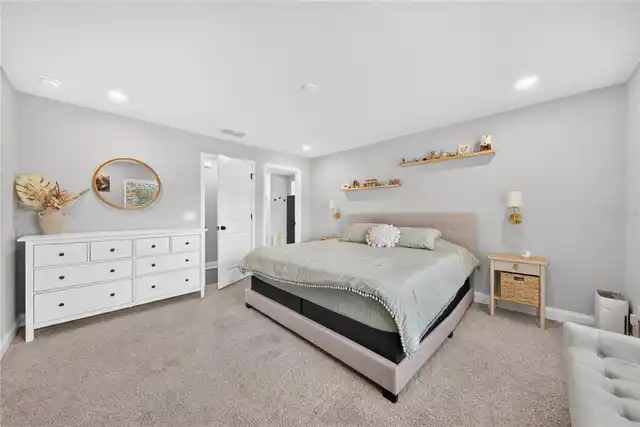 Listing Photo 23