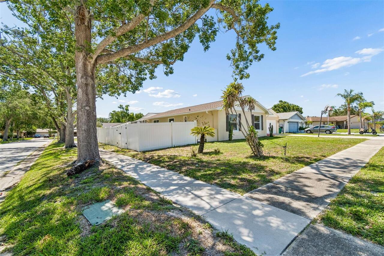 Listing Photo 15