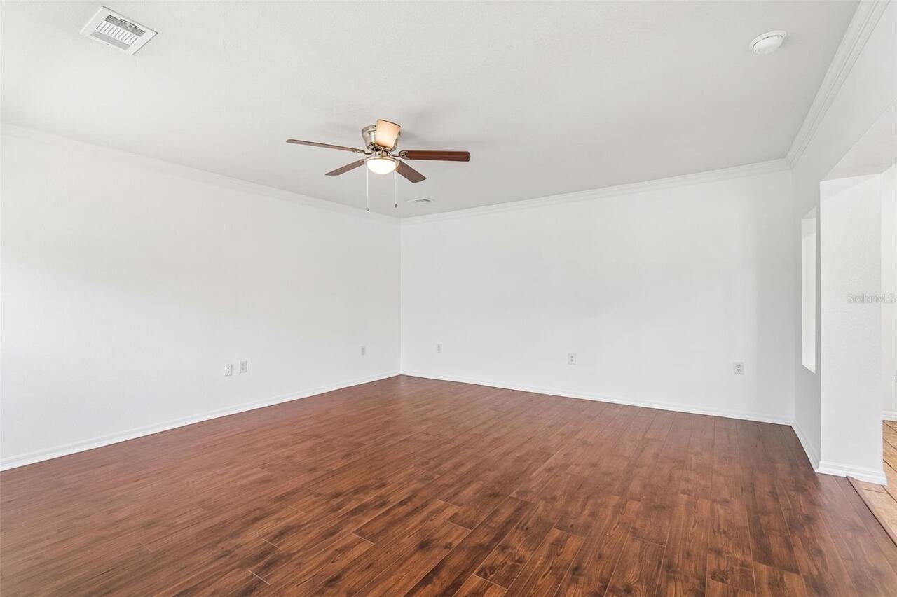 Listing Photo 43