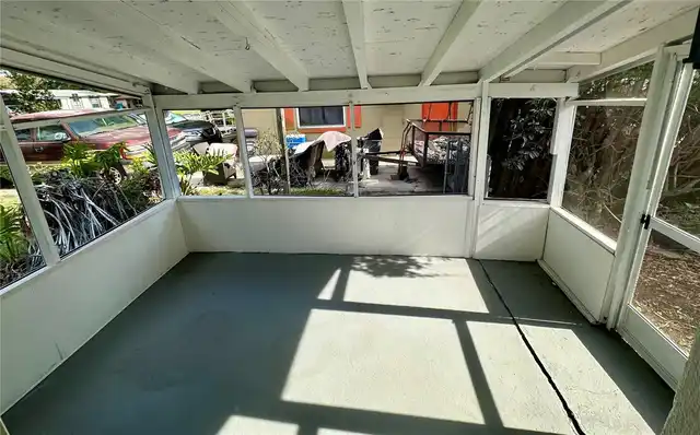 Listing Photo 14