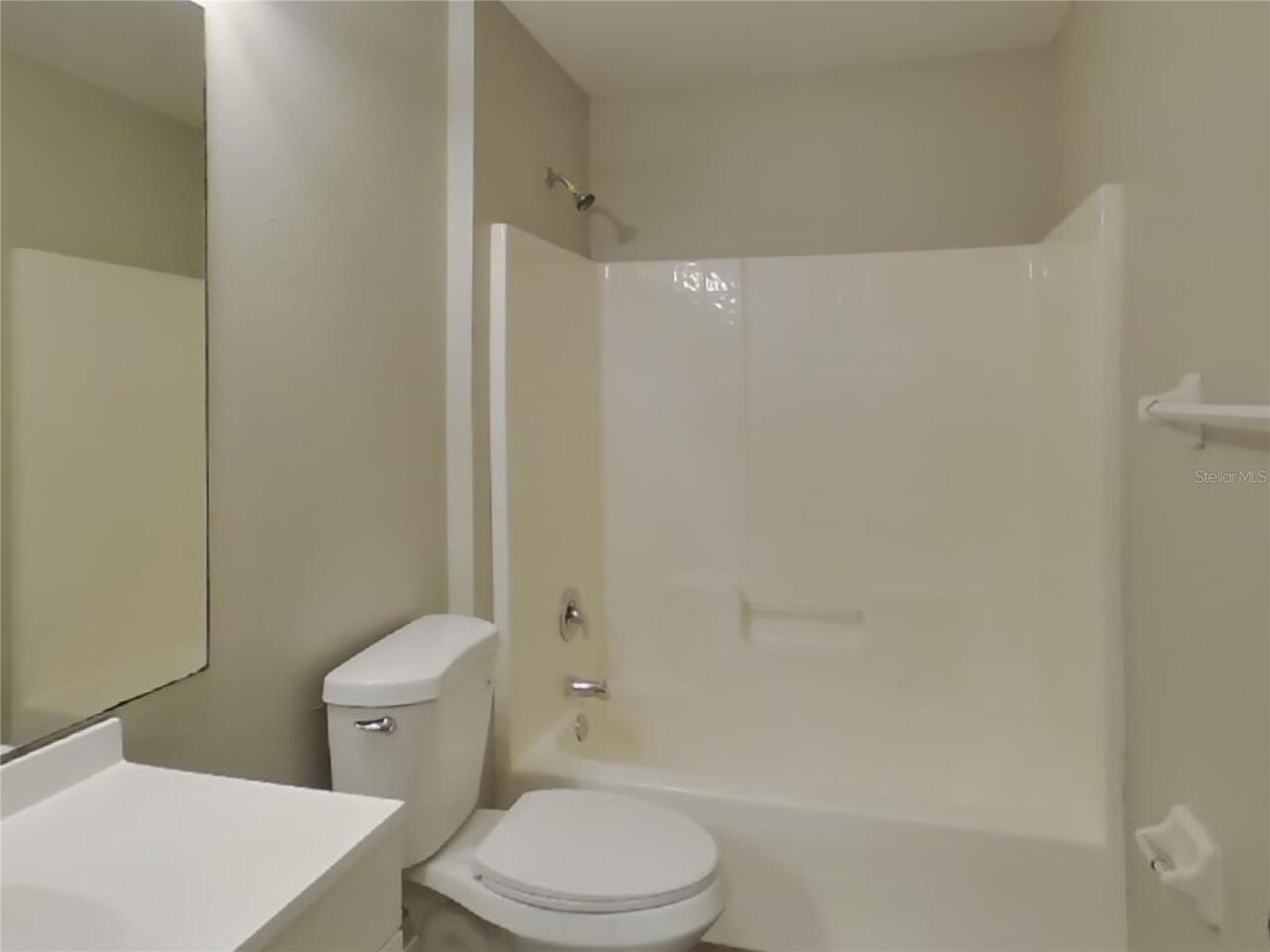 Listing Photo 16