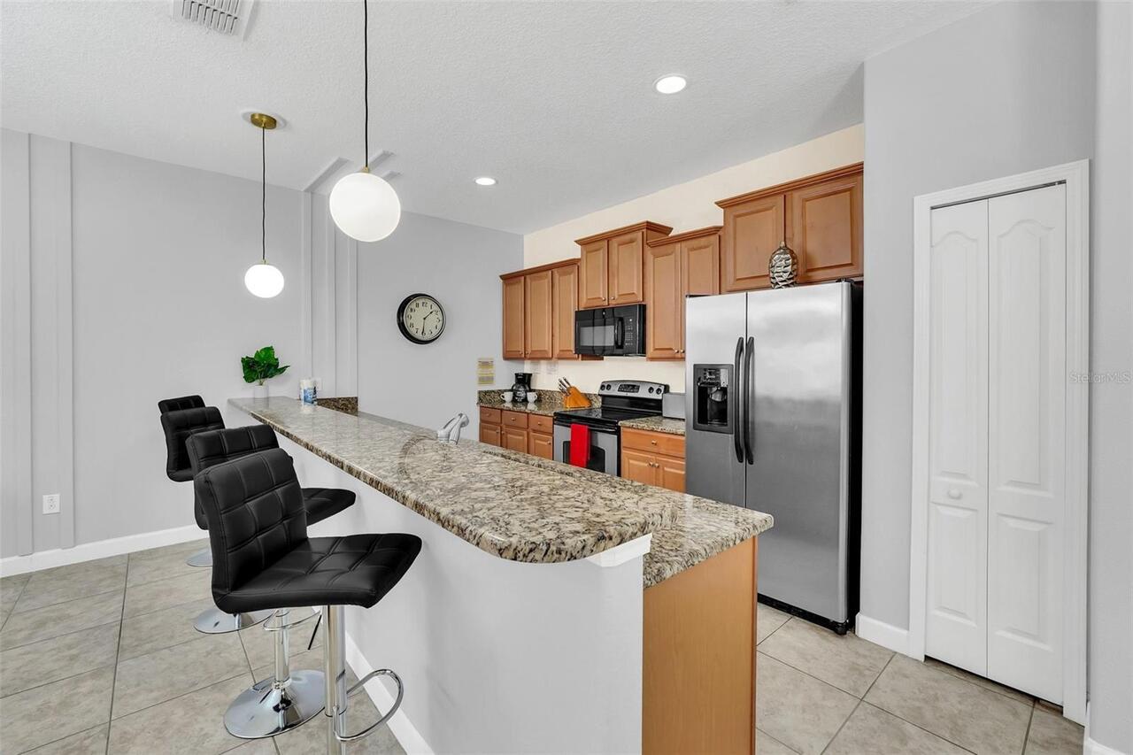 Listing Photo 8