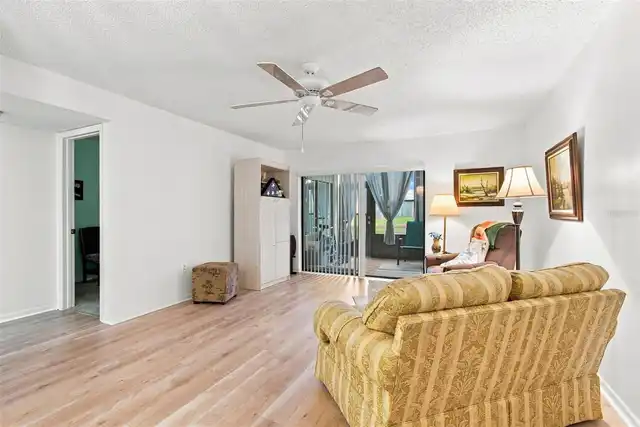 Listing Photo 23