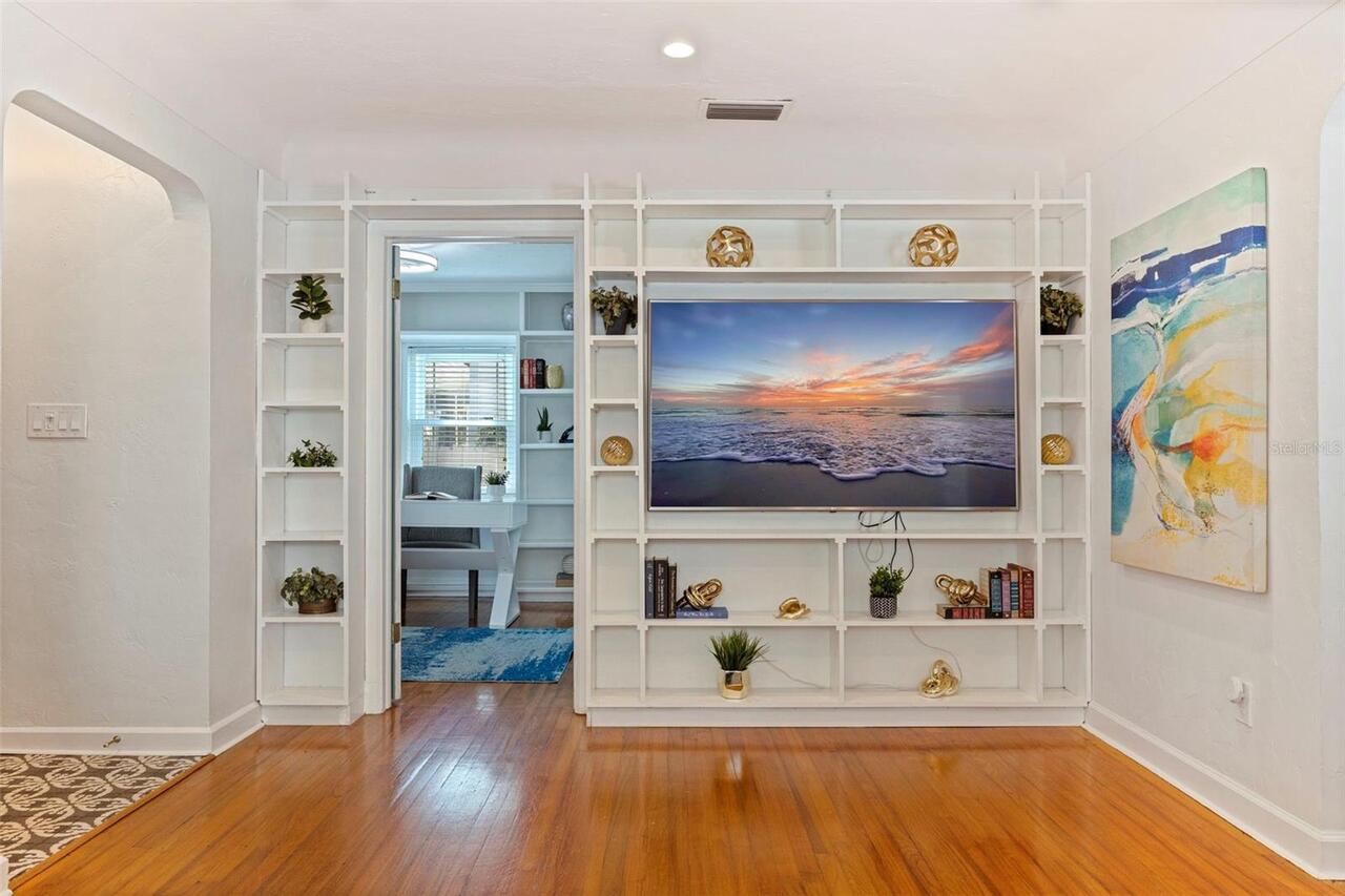 Listing Photo 6
