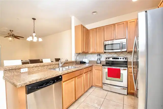 Listing Photo 8