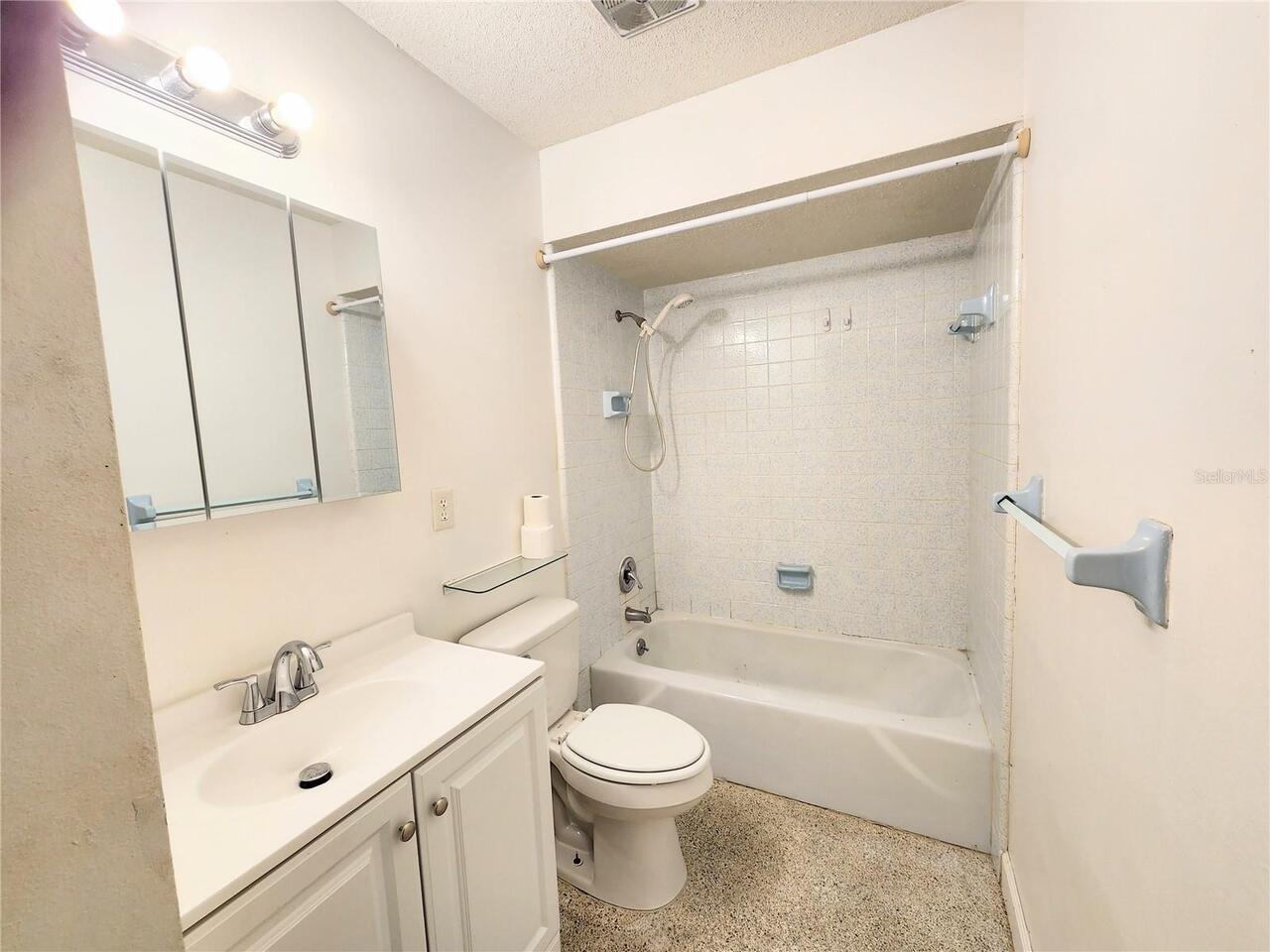 Listing Photo 20