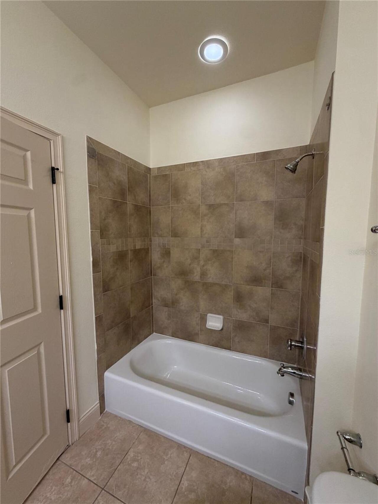 Listing Photo 41