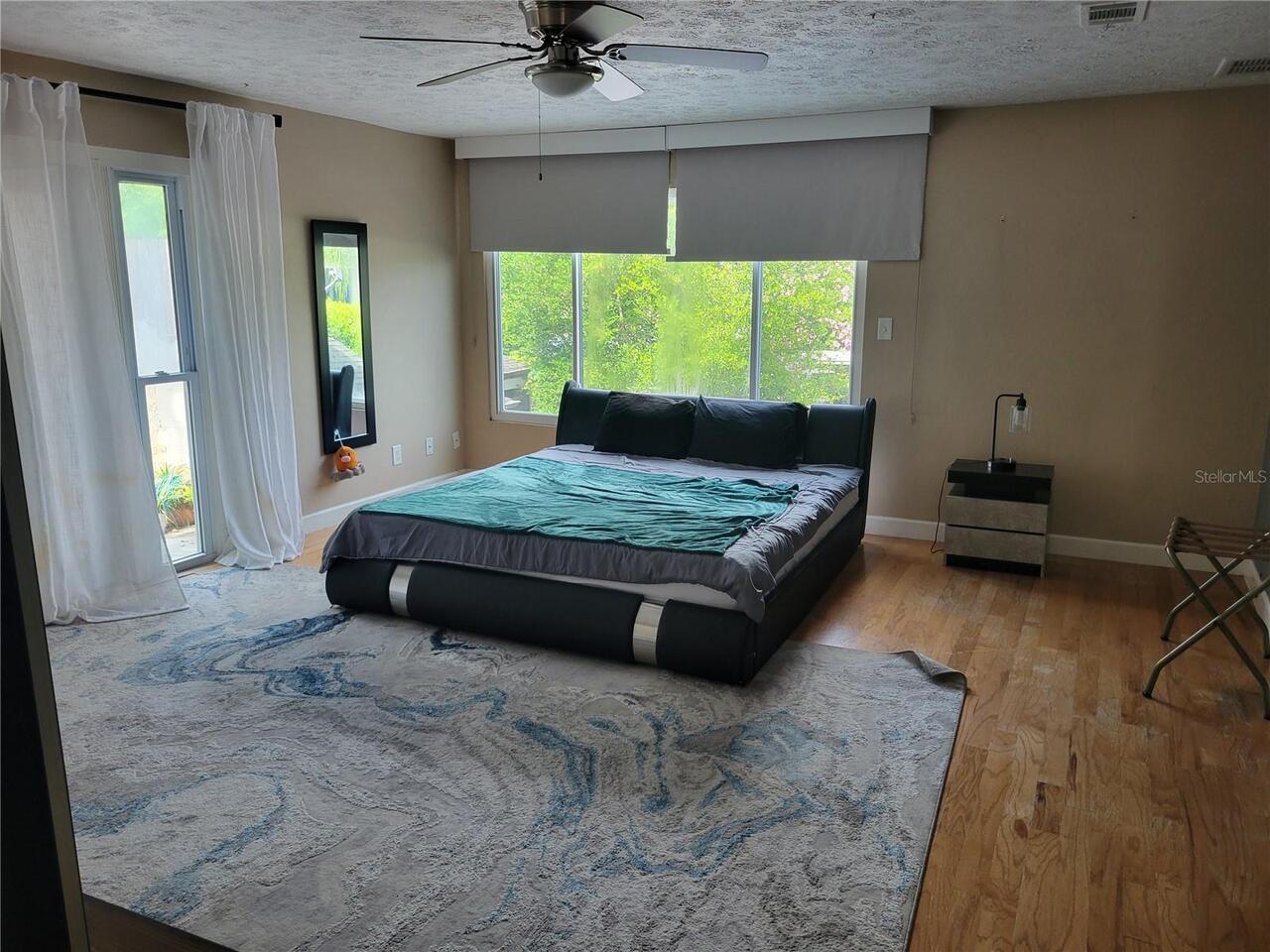 Listing Photo 15