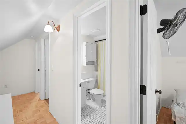 Listing Photo 17