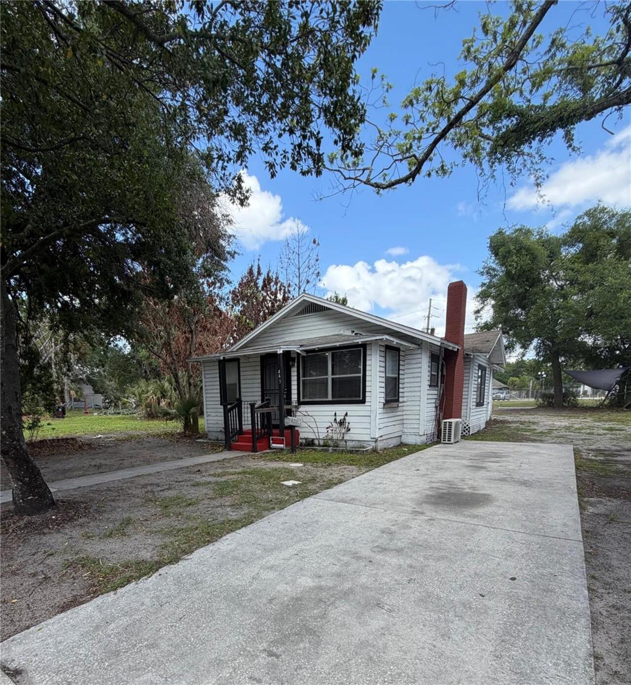 3BR, Residential Lease, 1BA, $2,200
Read More