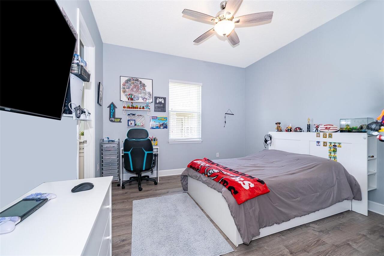 Listing Photo 22