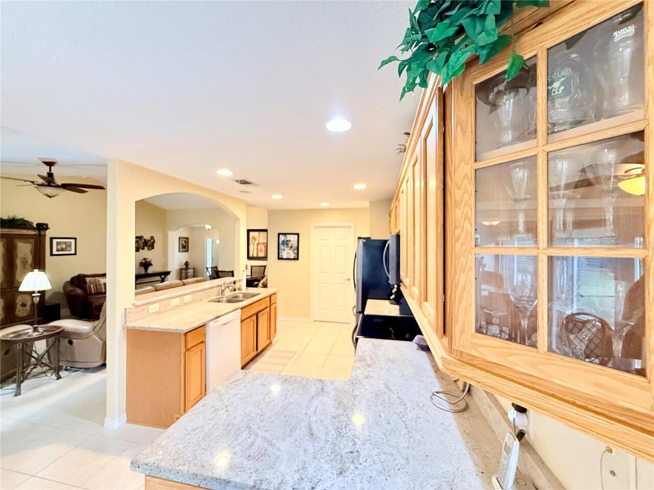 Listing Photo 14