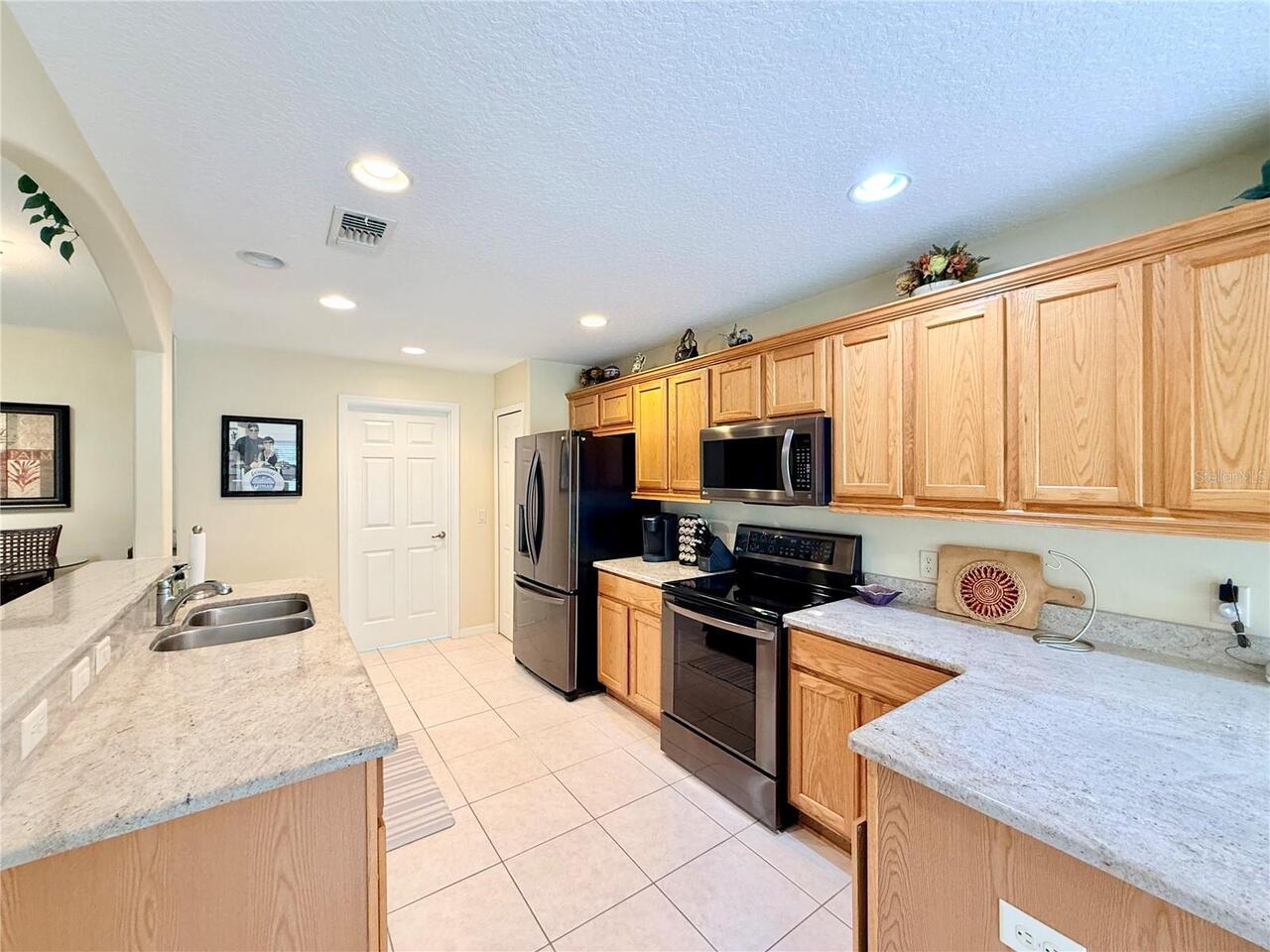 Listing Photo 16