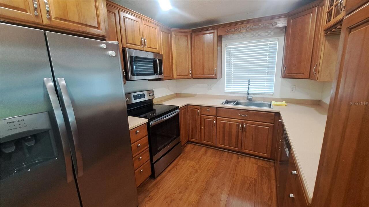 Listing Photo 6