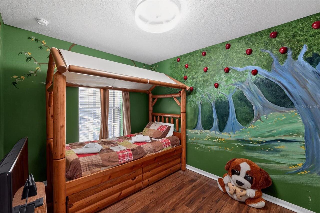 Listing Photo 25