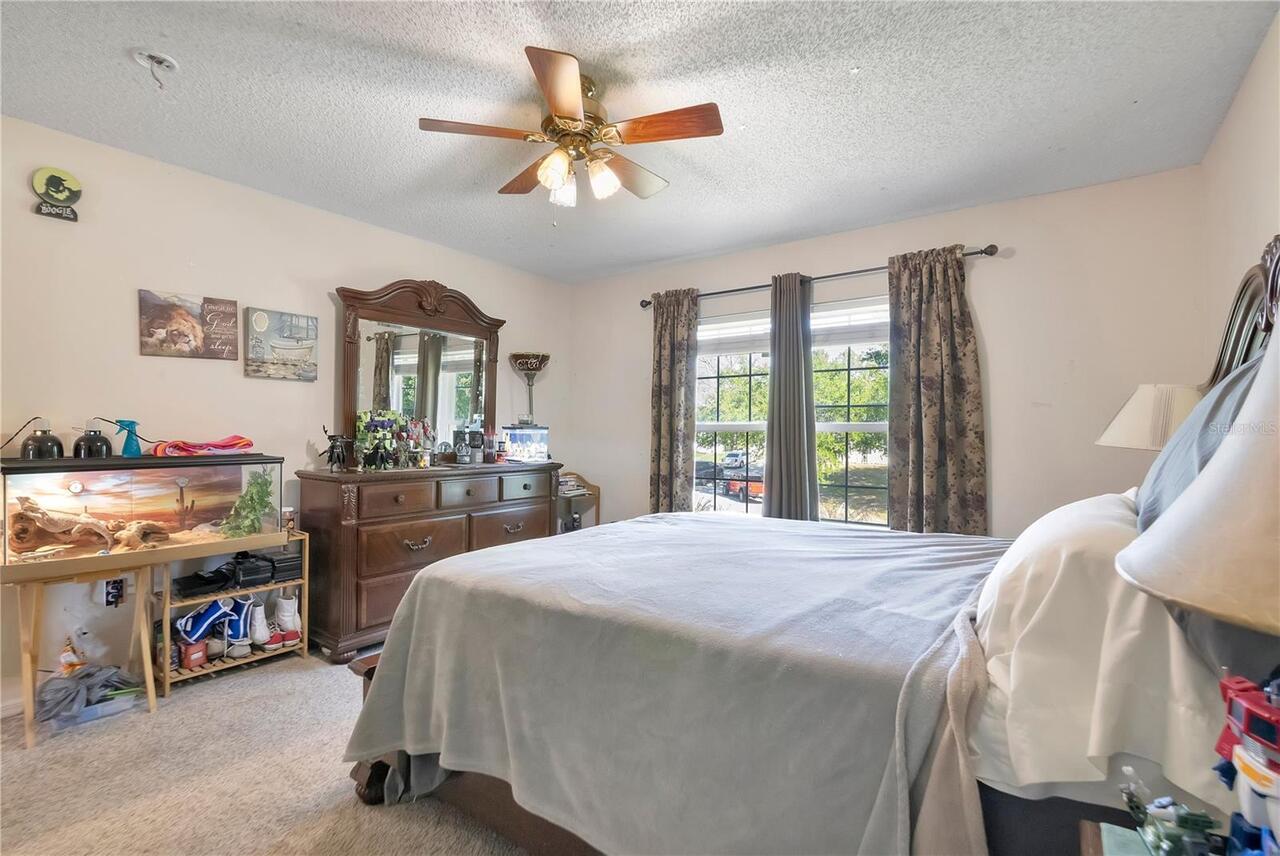 Listing Photo 16
