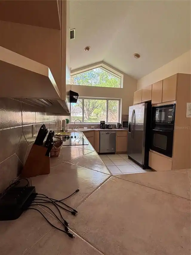 Listing Photo 26