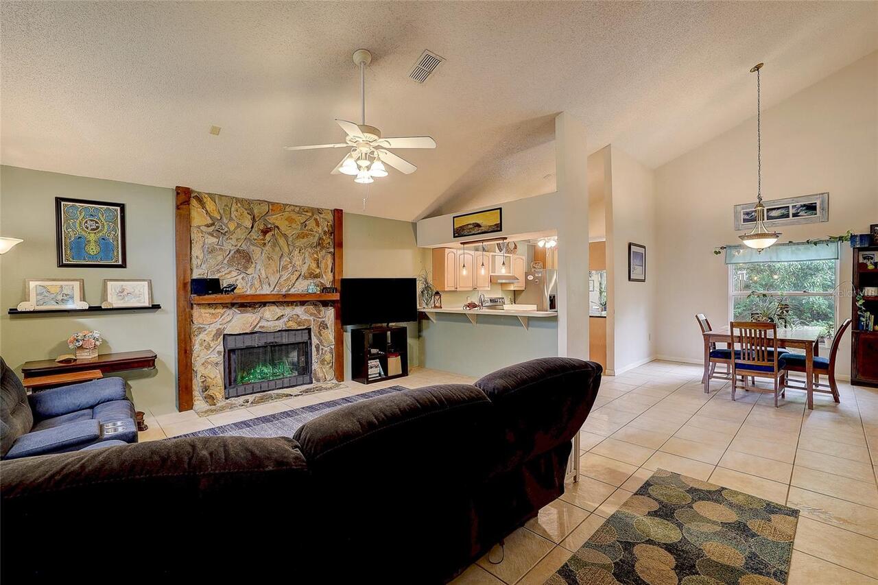 Listing Photo 7