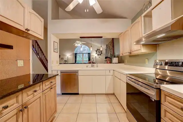 Listing Photo 13