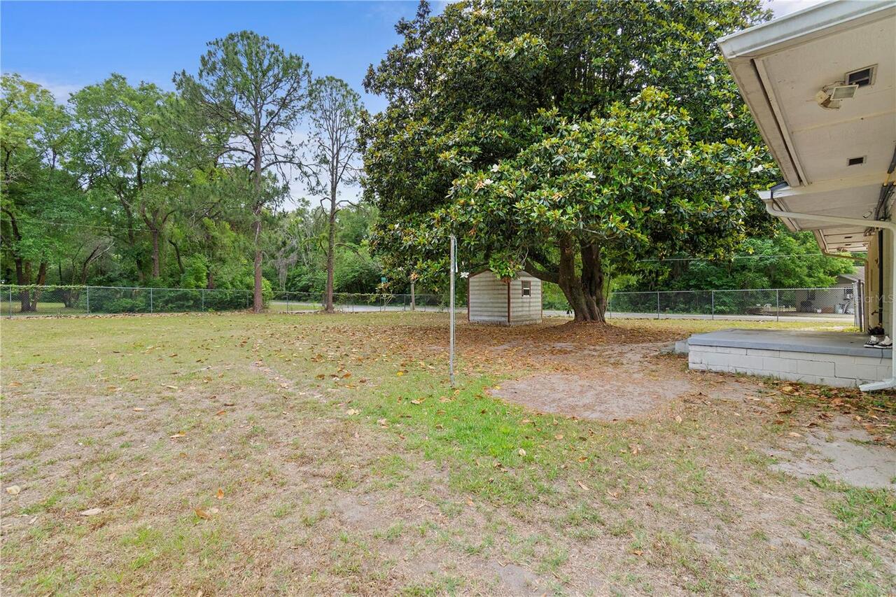 Listing Photo 11