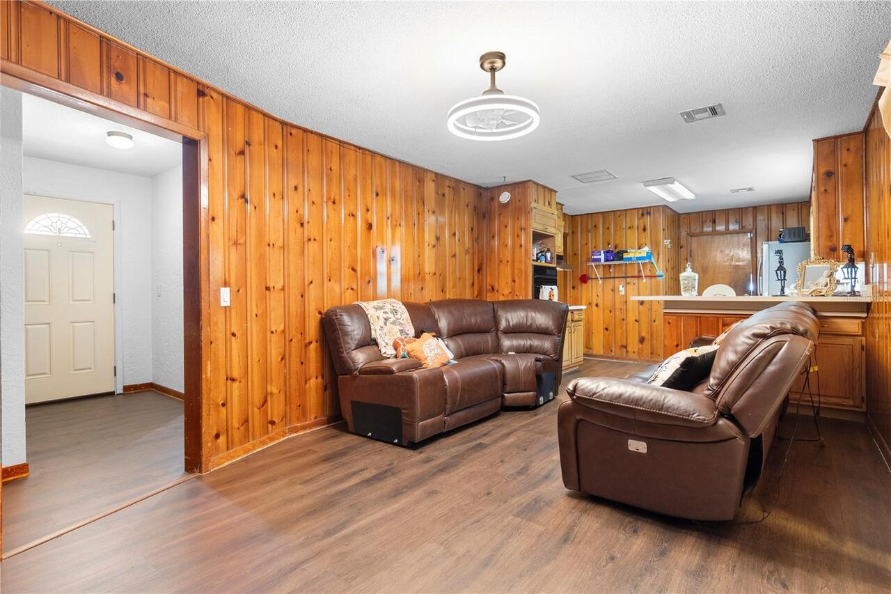 Listing Photo 23