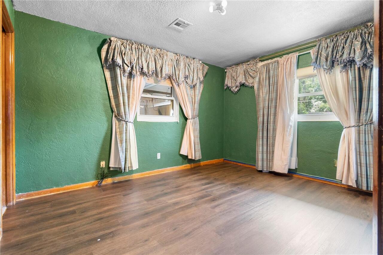 Listing Photo 42