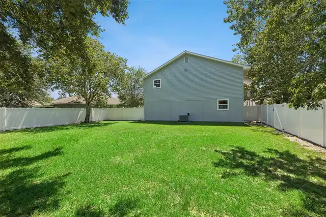 Listing Photo 23