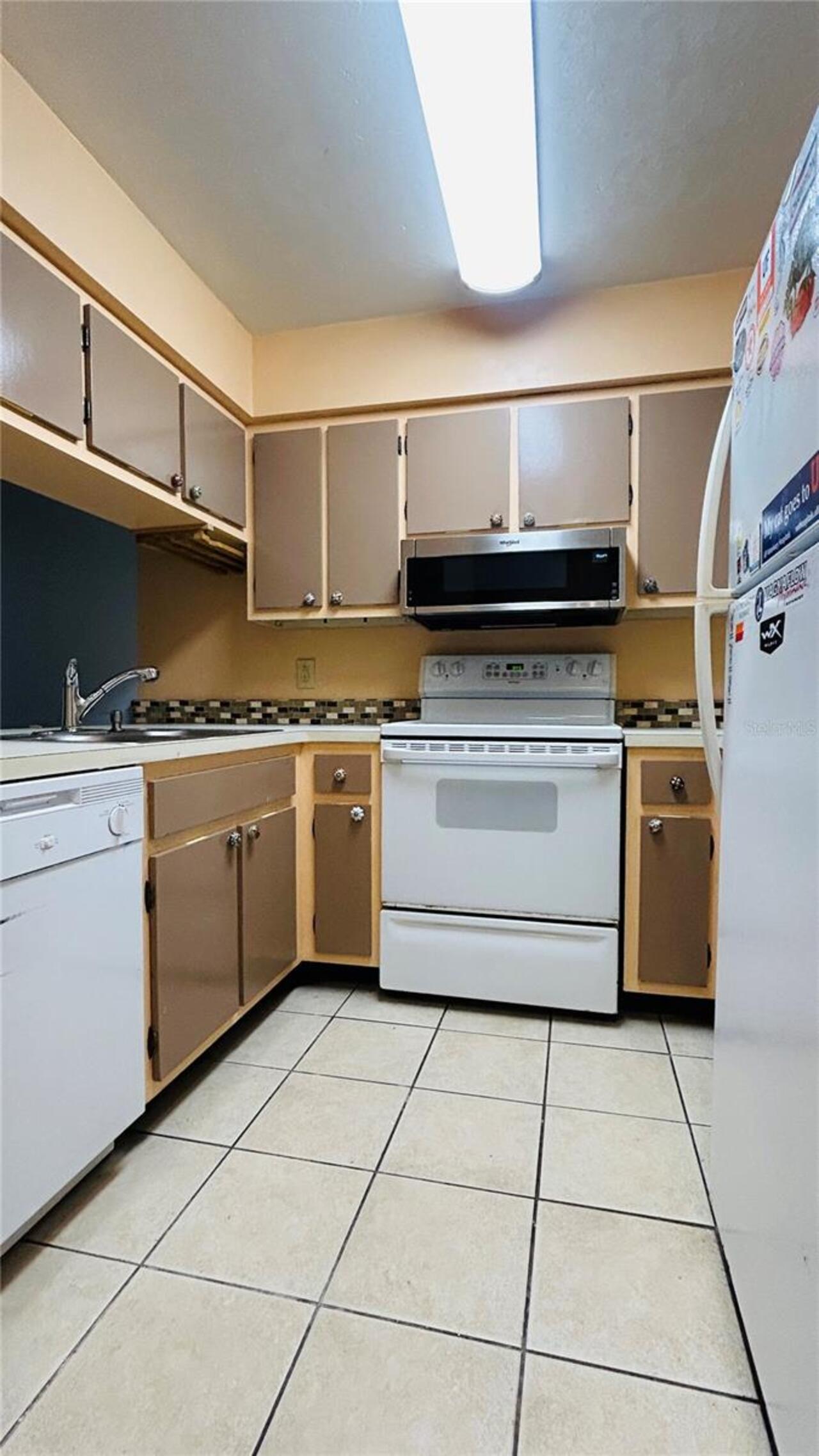 Listing Photo 6