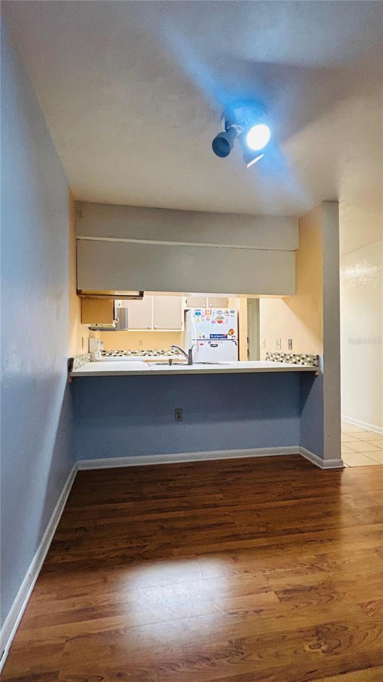 Listing Photo 8