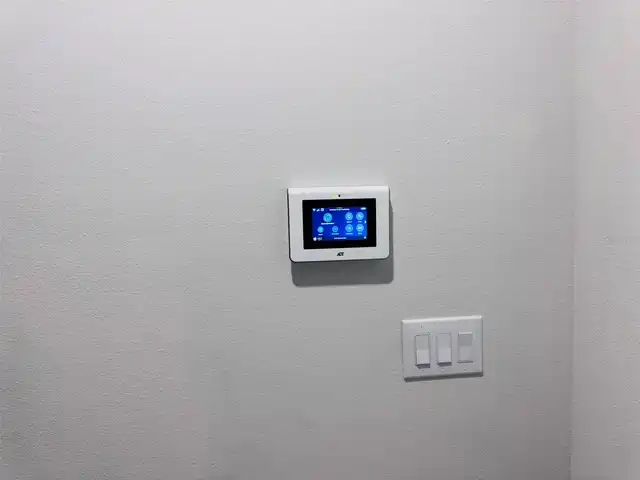 Listing Photo 11