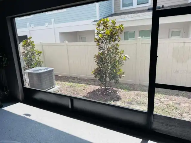 Listing Photo 14
